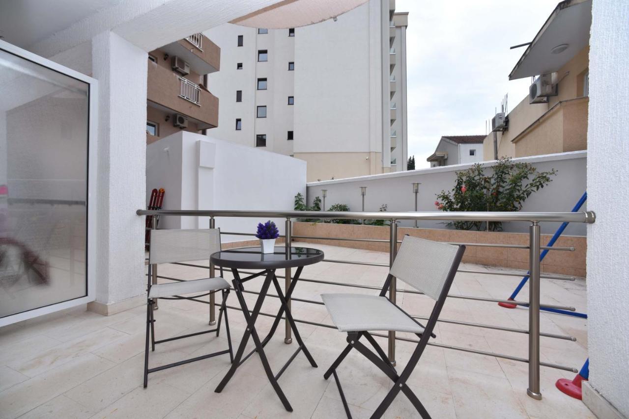 Hotel Suzana Budva Exterior photo