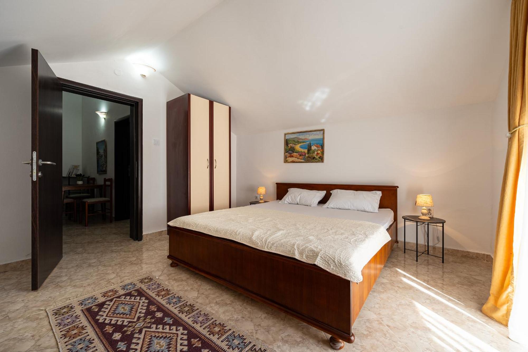 Hotel Suzana Budva Exterior photo